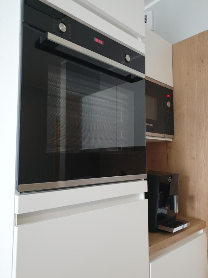 Private Apartment, Aircondition, Hd Tv Pl & De, Wifi, Garage, Fully Equipped, Near Beach Kołobrzeg Exterior foto